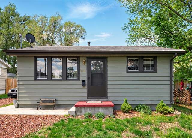 Property at 2216 Lay St, Des Moines, IA 50317, 2 beds, 1 bath