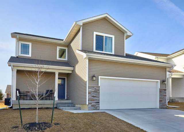Property at 328 Marie Ave, Norwalk, IA 50211, 3 beds, 2.5 baths