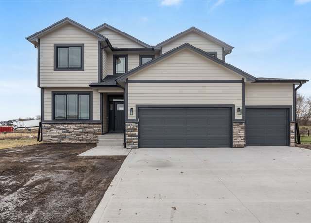 Property at 1520 NW Bull Run Ct, Waukee, IA 50263, 4 beds, 2.5 baths
