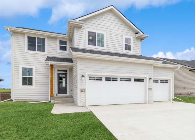 Property at 506 NE 58th St, Ankeny, IA 50021, 4 beds, 2.5 baths