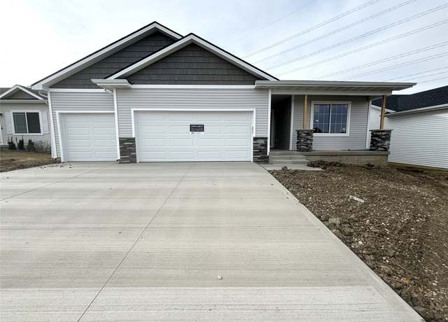 Property at 16517 Bentwood Dr, Urbandale, IA 50323, 4 beds, 3 baths