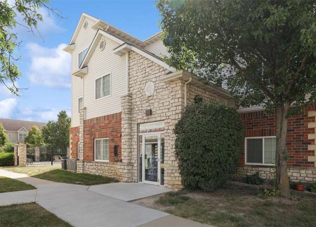 Property at 6255 Beechtree Dr #5302, West Des Moines, IA 50266, 2 beds, 2 baths