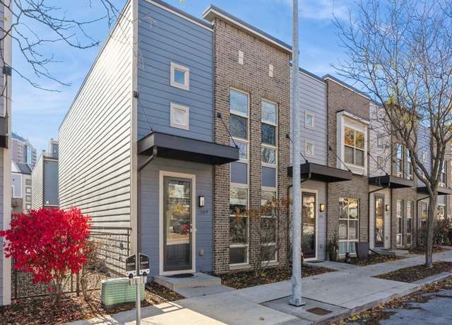 Property at 214 Watson Powell Jr Way #509, Des Moines, IA 50309, 2 beds, 2.5 baths
