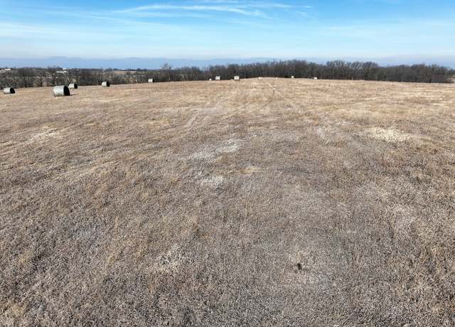 Property at 00 N 18th St, Chariton, IA 50049