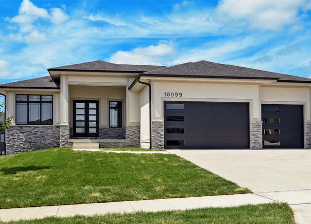 Property at 18099 Townsend Dr, Clive, IA 50325, 5 beds, 3 baths