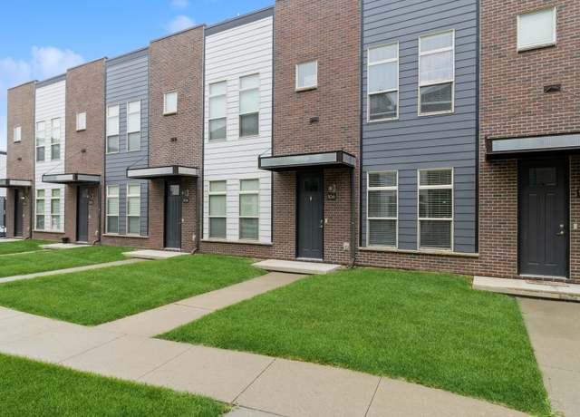 Property at 316 SW 6th St #106, Des Moines, IA 50309, 3 beds, 2.5 baths