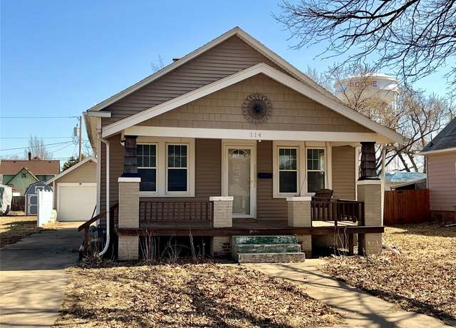 Property at 114 Cedar St, Boone, IA 50036, 3 beds, 1 bath