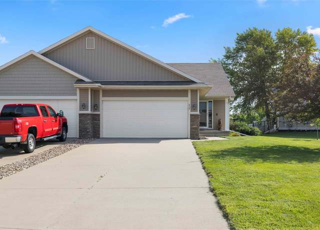 Property at 704 NE Spring St, Ankeny, IA 50021, 3 beds, 3 baths