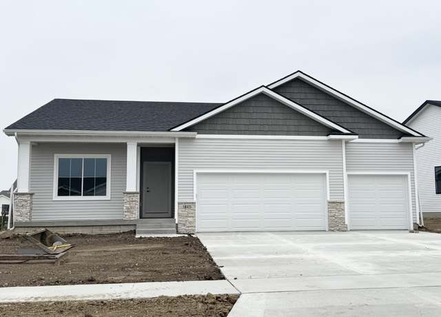 Property at 1843 Tuscany Dr SE, Altoona, IA 50009, 3 beds, 2 baths