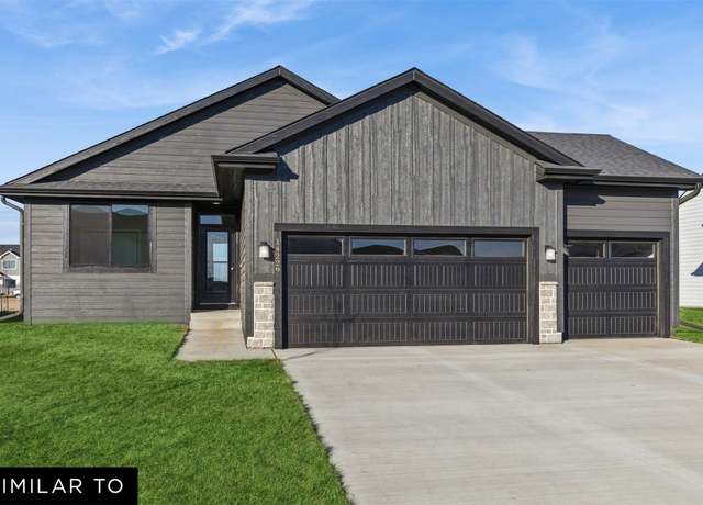 Property at 802 31st Ct SW, Altoona, IA 50009, 3 beds, 2 baths