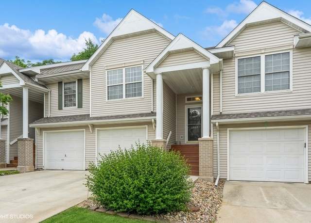 Property at 4848 63rd St, Urbandale, IA 50322, 3 beds, 2 baths