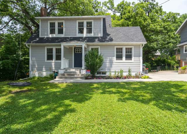 Property at 5617 Grand Ave, Des Moines, IA 50312, 3 beds, 1.5 baths