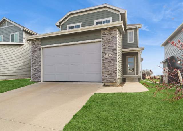 Property at 1815 NE Heritage Dr, Grimes, IA 50111, 4 beds, 3.5 baths