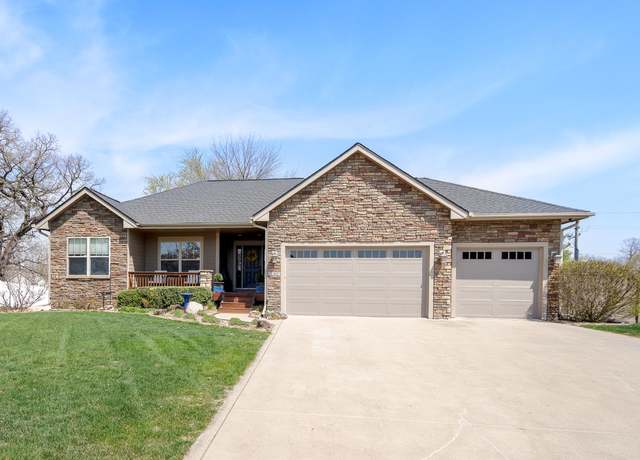 Property at 7207 Longboat Dr, Johnston, IA 50131, 4 beds, 3 baths
