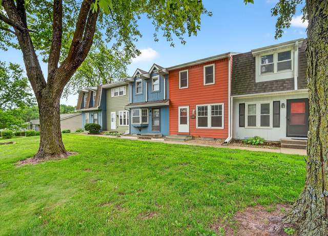 Property at 4047 E University Ave, Des Moines, IA 50317, 2 beds, 1 bath