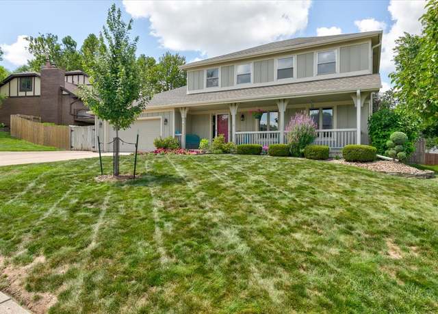 Property at 1574 NW 100th Pl, Clive, IA 50325, 4 beds, 2.5 baths