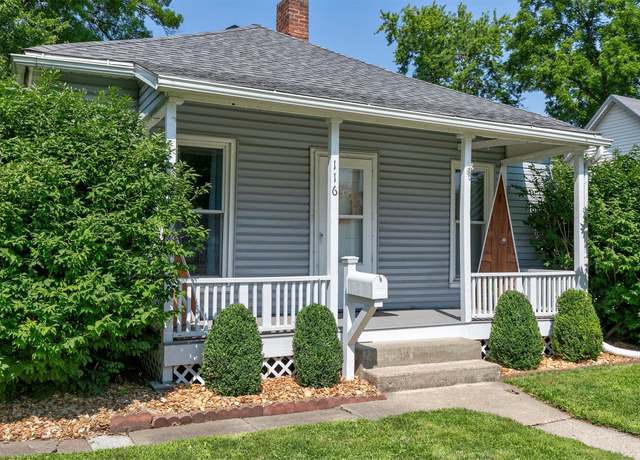 Property at 116 2nd St, West Des Moines, IA 50265, 2 beds, 1 bath
