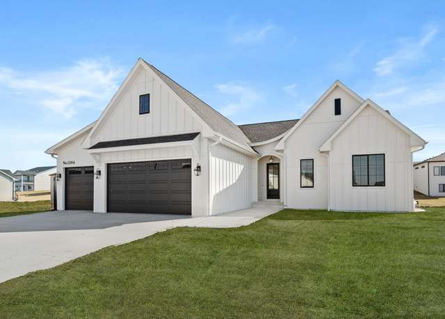 Property at 1284 NW 29th Ct, Grimes, IA 50111, 5 beds, 3 baths