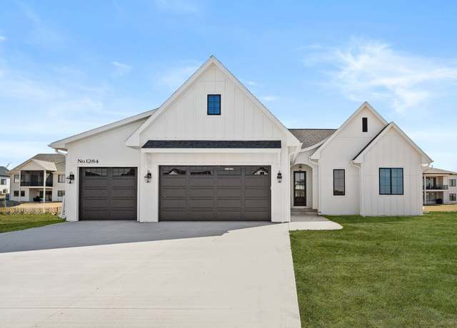 Property at 1284 NW 29th Ct, Grimes, IA 50111, 5 beds, 3 baths