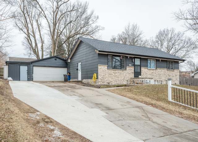 Property at 214 Leland Ave, Des Moines, IA 50315, 5 beds, 2 baths