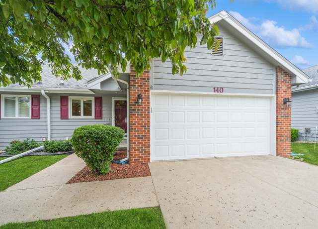 Property at 140 S 52nd St, West Des Moines, IA 50265, 2 beds, 2 baths