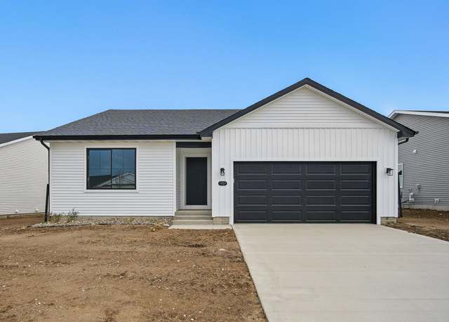 Property at 1927 Tuscany Dr SE, Altoona, IA 50009, 3 beds, 2 baths
