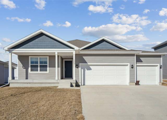 Property at 1045 Waukee Ave, Waukee, IA 50263, 5 beds, 3 baths