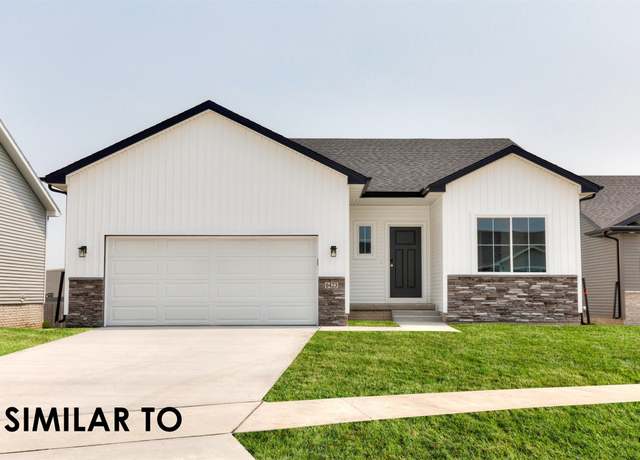 Property at 585 NW Compass Ave, Waukee, IA 50263, 4 beds, 3 baths