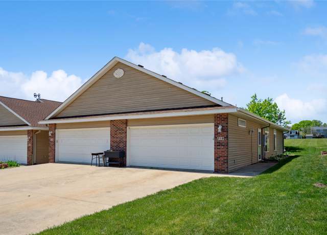 Property at 719 Kitterman Cir, Norwalk, IA 50211, 2 beds, 1 bath