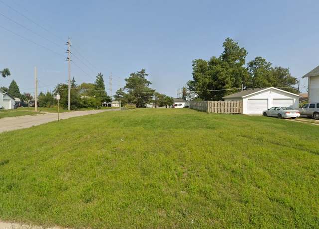 Property at 702 Swayze St, Marshalltown, IA 50158