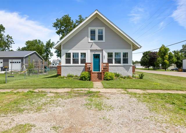 Property at 501 County Ave, Sheldahl, IA 50243, 3 beds, 2 baths