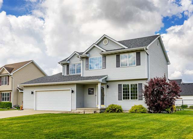 Property at 1208 NE Park St, Grimes, IA 50111, 4 beds, 3.5 baths