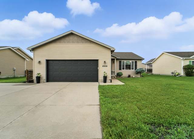 Property at 2009 NW Boulder Ridge Ln, Ankeny, IA 50023, 4 beds, 3 baths