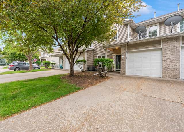 Property at 1117 S 52nd St #1707, West Des Moines, IA 50265, 2 beds, 2.5 baths