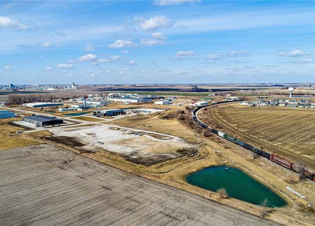 Property at 551 W 13th St, Nevada, IA 50201
