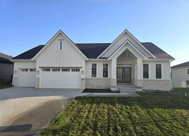 Property at 16207 Goodman Dr, Urbandale, IA 50323, 5 beds, 4 baths
