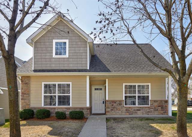 Property at 4309 153rd Pl, Urbandale, IA 50323, 3 beds, 2.5 baths