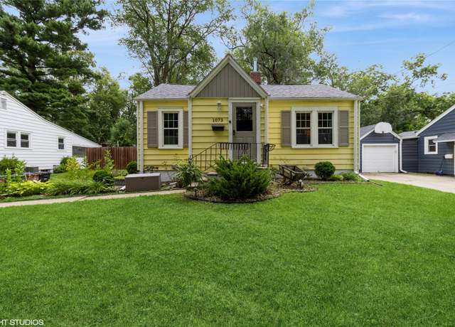 Property at 1073 66th St, Windsor Heights, IA 50324, 2 beds, 1 bath