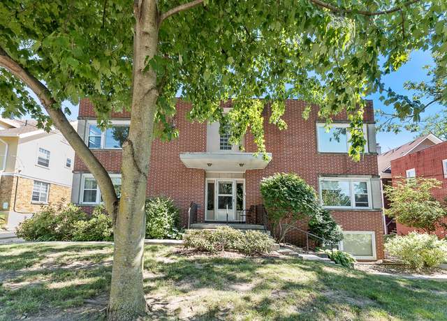 Photo of 4220 Ingersoll Ave #205, Des Moines, IA 50312
