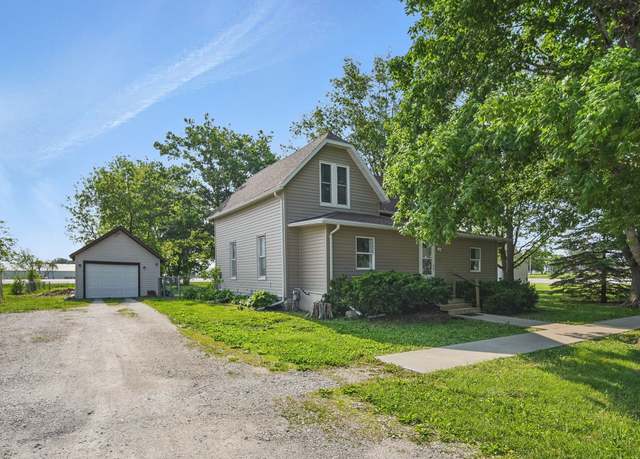 Property at 417 NE 2nd St, Panora, IA 50216, 4 beds, 1 bath