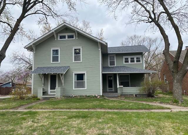Property at 610 W Ashland Ave, Indianola, IA 50125, 4 beds, 2 baths