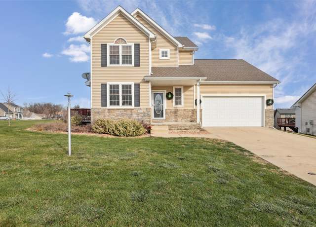 Property at 201 Elm Ave, Norwalk, IA 50211, 6 beds, 4 baths