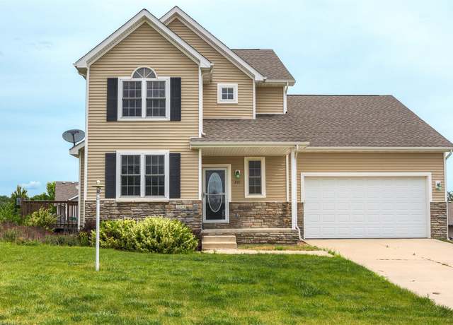 Property at 201 Elm Ave, Norwalk, IA 50211, 6 beds, 4 baths
