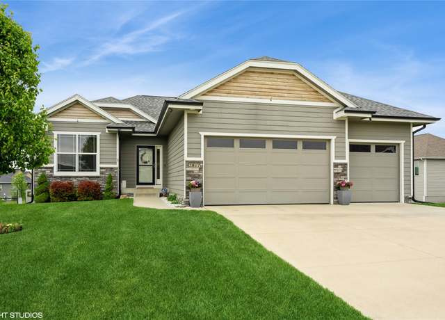 Property at 2817 Partlow St, Norwalk, IA 50211, 4 beds, 3 baths