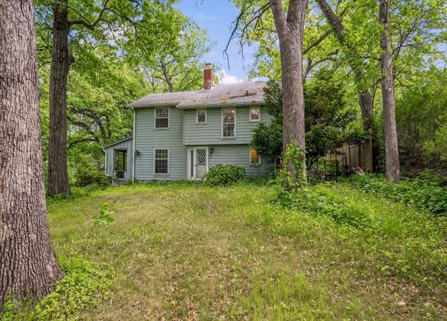 Property at 4004 John Lynde Rd, Des Moines, IA 50312