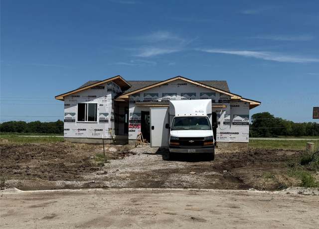 Property at 25135 Bluebird Cir, Adel, IA 50003, 2 beds, 2 baths