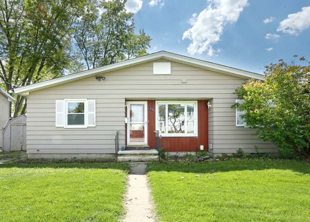 Property at 1032 C Ave, Nevada, IA 50201, 4 beds, 1.5 baths