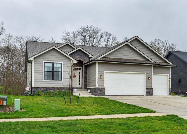 Property at 1040 W Trace Pl, Polk City, IA 50226, 4 beds, 3 baths