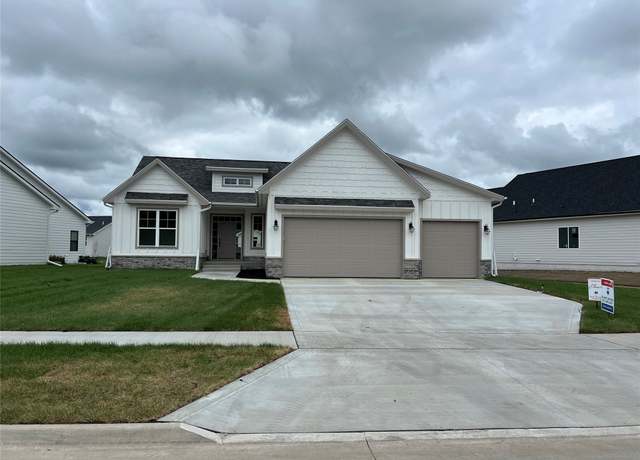 Property at 1395 NW Red Oak Dr, Waukee, IA 50263, 5 beds, 3 baths