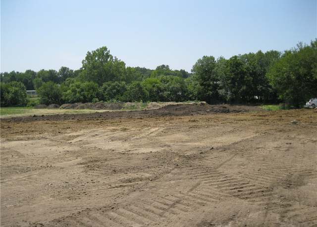 Property at 1315 1st Ave E, Newton, IA 50208